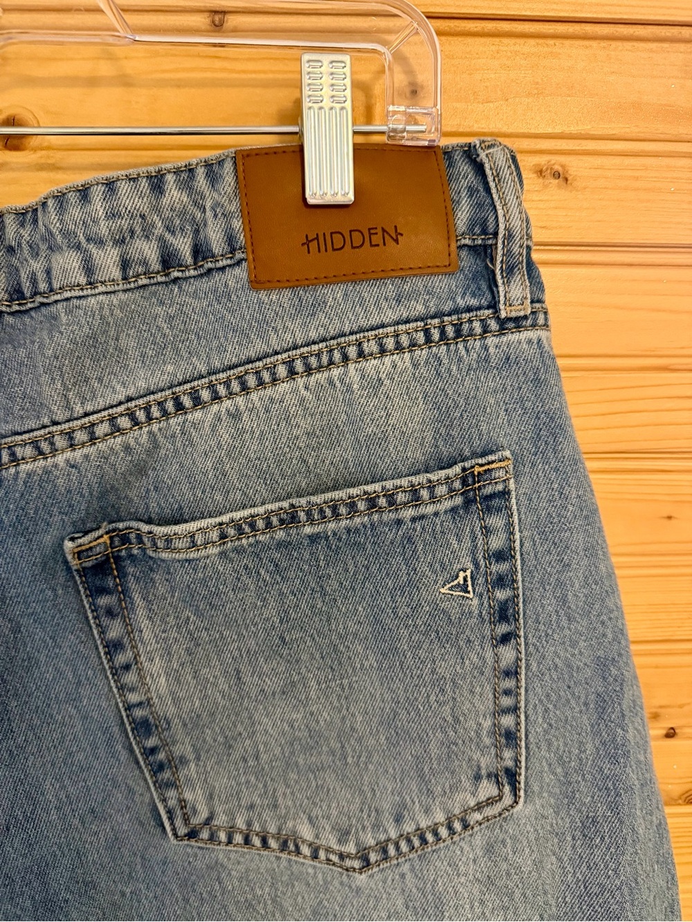 Los Angeles Light Blue Barrel Denim Jeans - Picture 4 of 5